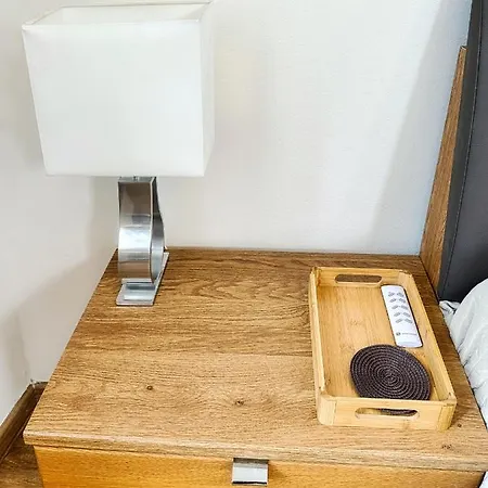 Gallery *