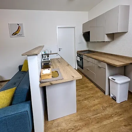Gallery Apartment *